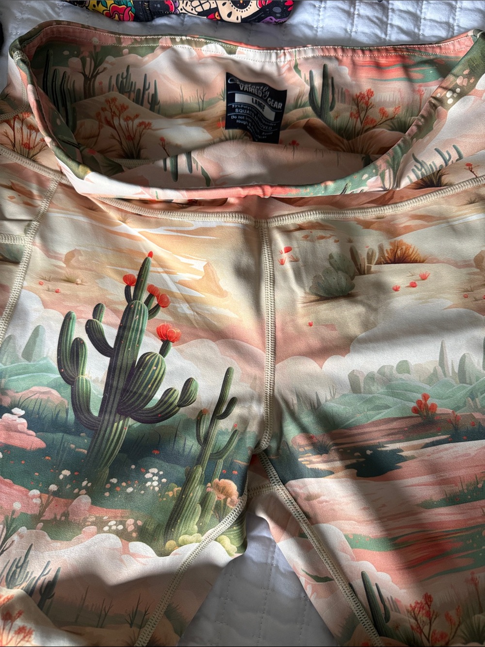 Women's Desert Cactus Print Performance Shorts - Cream/Green